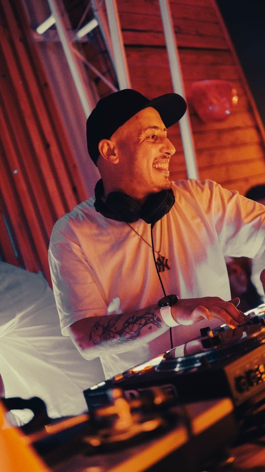 DJ QYU
