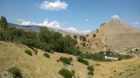 Bou Hertma Reservoir, another view